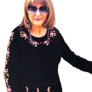 Dressy, Embroidered Black Velvet Top Floral Design, Size: Large